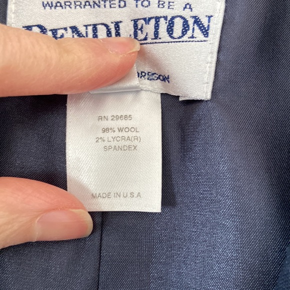 Pendleton navy blue, academia wool blazer. Size 14 - Picture 4 of 7